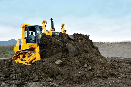 A Simadozer Blade - The Unique Komatsu Bulldozer Attachment