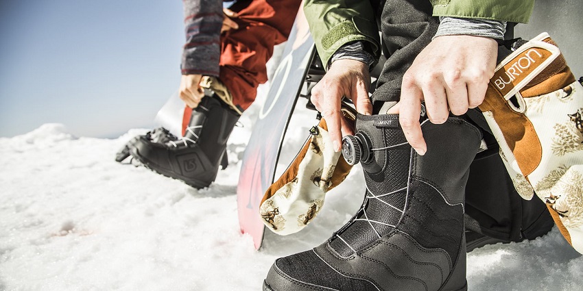 snowboarding-boots