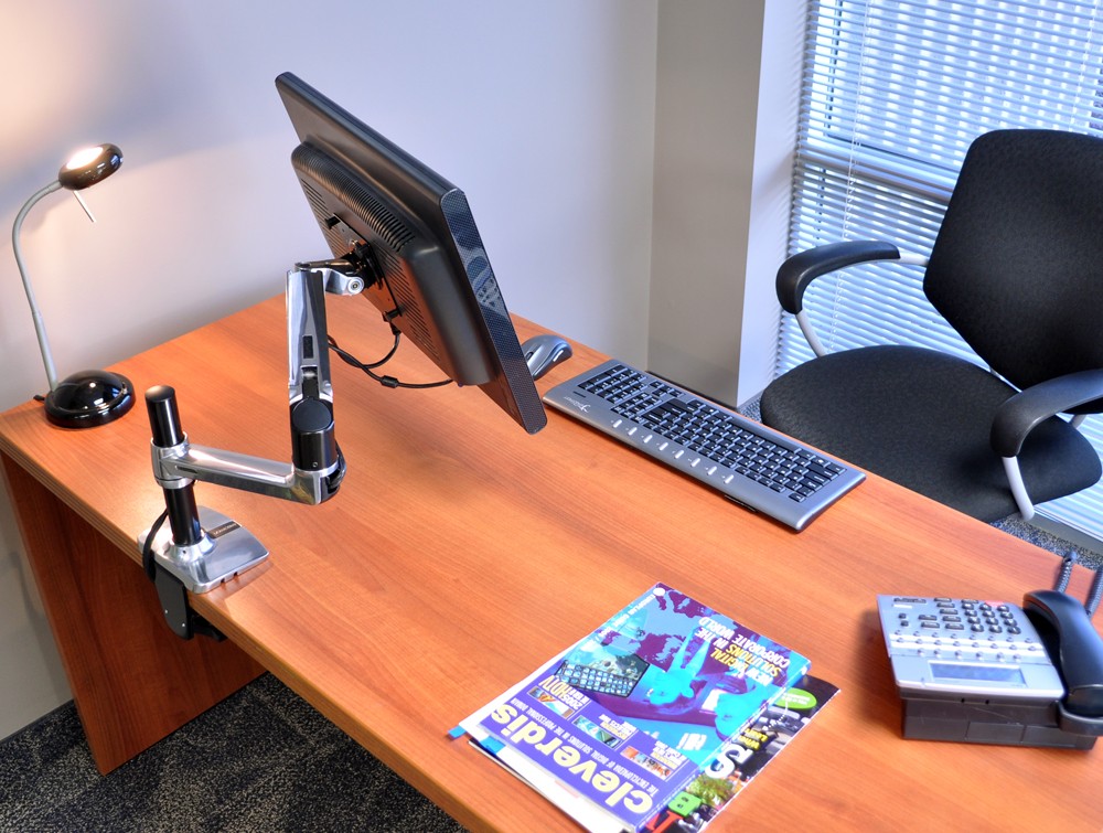 Ergotron-LX-Tall-Pole-Desk-Mount