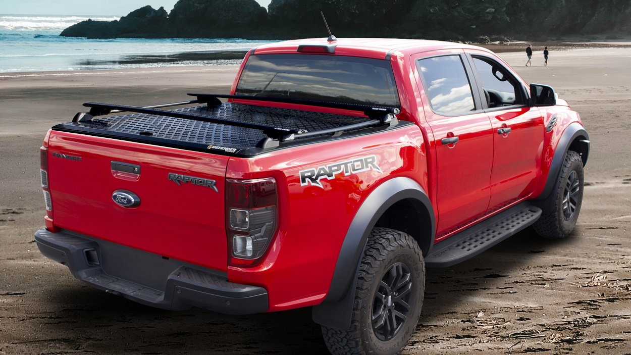 picture of an ute on the beach