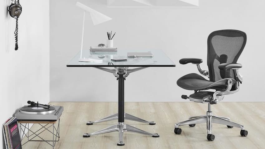 ergonomic office chair and desk