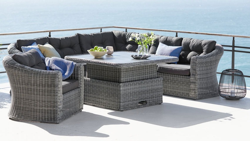 rattan garden furniture