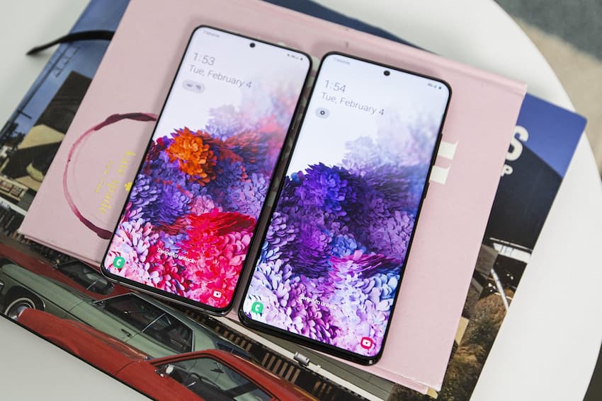 The Samsung S20 was the company's flagship phone until it was replaced by the S21 earlier this year. The differences are relatively few and far between, with some reviews even regarding the S21 as a downgrade compared to the older phone. 