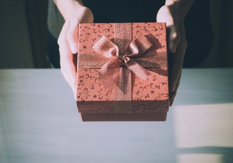 3 Interesting Gift Ideas for the Friend Who Has Everything