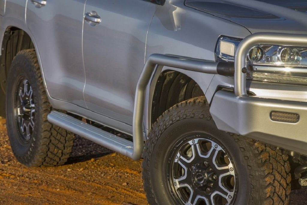 Standard side steps on Toyota Landcruiser