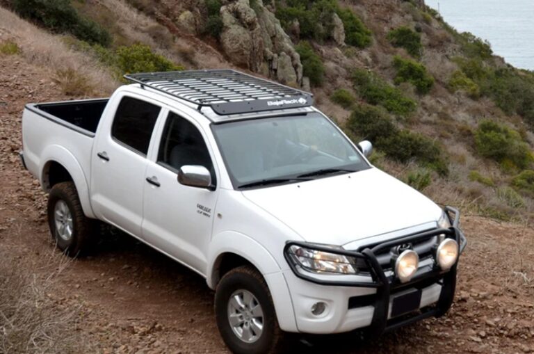 4×4 Roof Racks: Make Your Hilux More Practical Starting at the Top